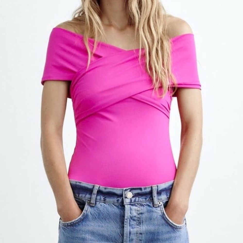 Zara Pink Off Shoulder Ruched Bodysuit NWT Size Large - Picture 3 of 7
